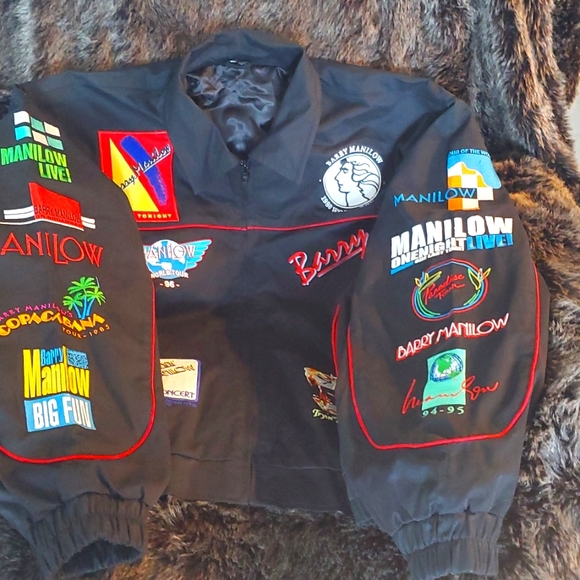 RARE BARRY MANILOW ORIGINAL AUTHENTIC MUSIC AND PASSION CONCERT JACKET - Picture 4 of 7